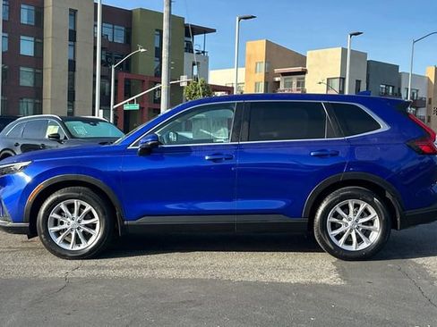 Certified 2024 Honda CR-V EX image 9