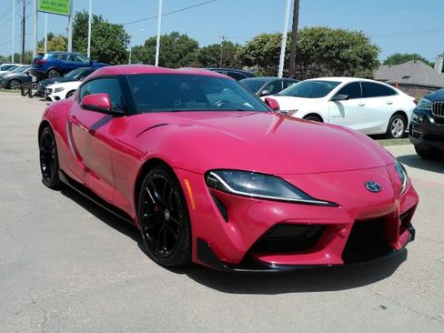 Used 2020 Toyota Supra Launch Edition w/ Driver Assist Package RWD image 4