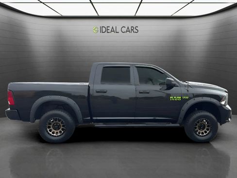 Used 2015 RAM 1500 Express AWD/4WD image 4