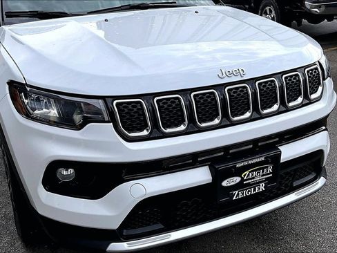 Used 2023 Jeep Compass Limited AWD/4WD image 29