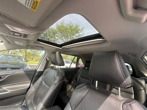 Used 2022 Toyota RAV4 XLE w/ Convenience Package image 25