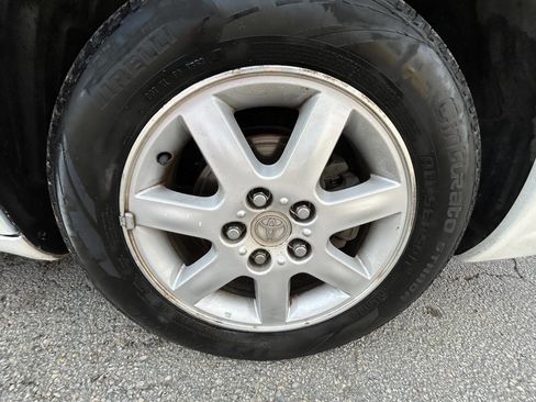 Used 2000 Toyota Avalon XLS image 30