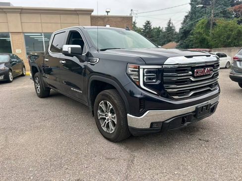 Used 2025 GMC Sierra 1500 SLT AWD/4WD image 3