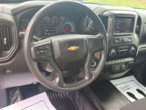 Used 2024 Chevrolet Silverado 1500 W/T w/ WT Fleet Convenience Package AWD/4WD image 17
