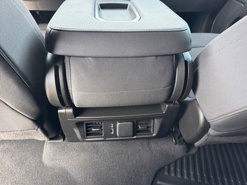 Used 2025 GMC Sierra 1500 Elevation AWD/4WD image 29