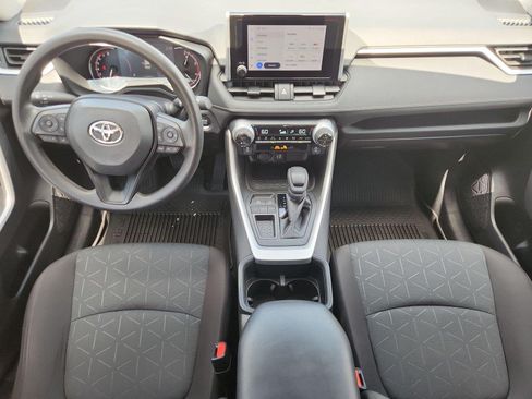 Used 2023 Toyota RAV4 XLE w/ Convenience Package FWD image 2