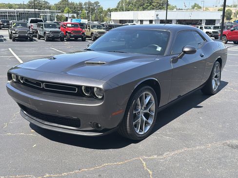 Used 2023 Dodge Challenger SXT w/ Plus Package RWD image 6