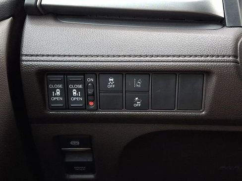 Used 2019 Honda Odyssey EX image 24