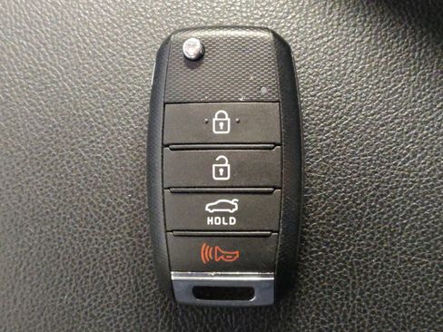 Used 2020 Kia Optima LX FWD image 32