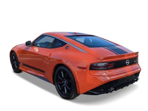 New 2024 Nissan Z Performance w/ Heritage Edition RWD image 3