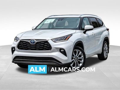 Used 2023 Toyota Highlander Limited