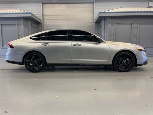 Used 2024 Honda Accord Sport image 8