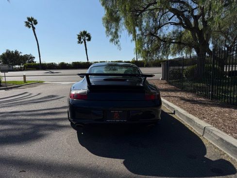 Used 2004 Porsche 911 GT3 image 4