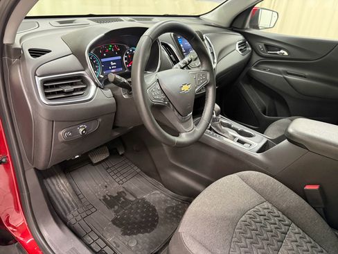 Certified 2024 Chevrolet Equinox LT FWD image 31