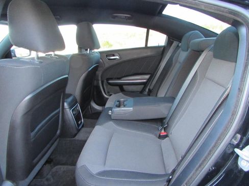 Used 2015 Dodge Charger R/T w/ Wheels & Tunes Group image 24