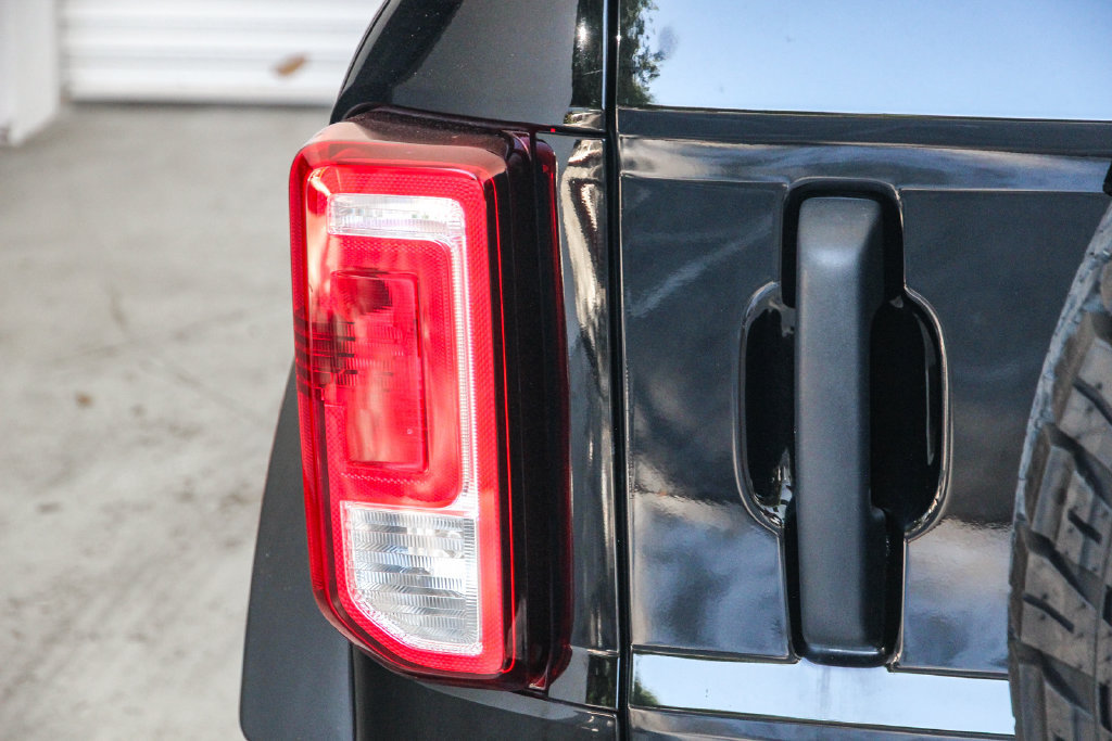 Used 2023 Ford Bronco 4-Door AWD/4WD image 7