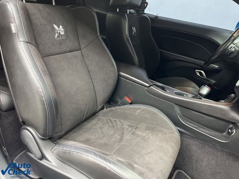 Used 2018 Dodge Challenger R/T Scat Pack image 22