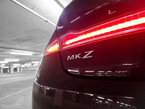 Used 2018 Lincoln MKZ Reserve w/ Luxury Package image 11