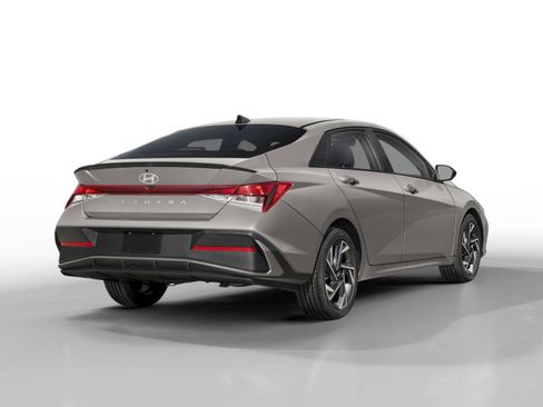 New 2025 Hyundai Elantra Sport image 2