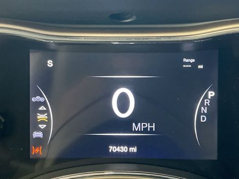 Used 2016 Jeep Grand Cherokee Laredo 75th Anniversary AWD/4WD image 15
