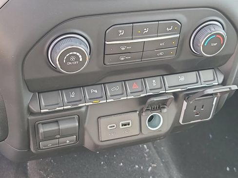New 2026 Chevrolet Silverado 2500 Custom w/ Custom Value Package AWD/4WD image 27
