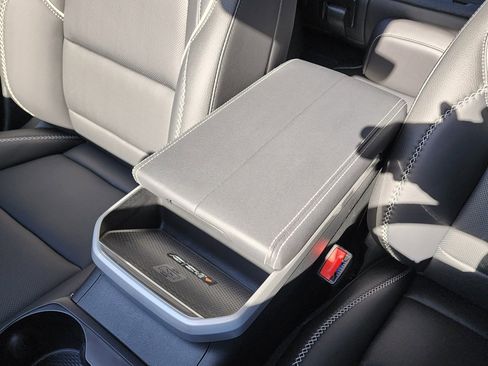 New 2026 GMC Terrain Denali image 33