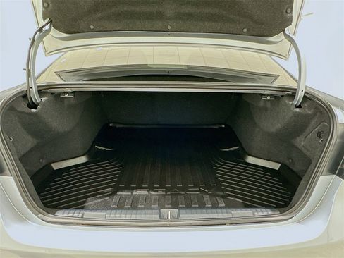 Used 2024 Subaru Legacy Premium image 22