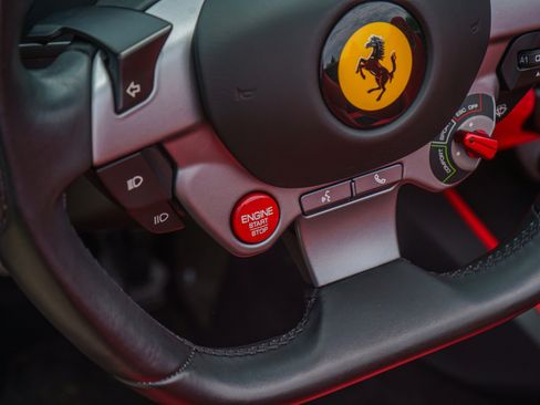 Used 2019 Ferrari Portofino RWD image 76