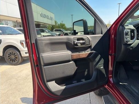 Used 2020 GMC Sierra 3500 Denali w/ Denali Ultimate Package image 13