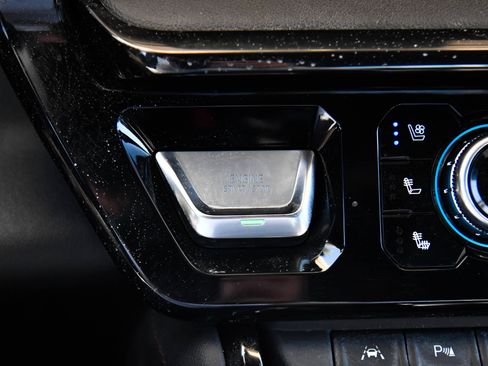 Used 2025 GMC Sierra 1500 AT4 AWD/4WD image 39