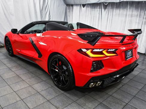 Used 2024 Chevrolet Corvette Stingray Convertible RWD image 4