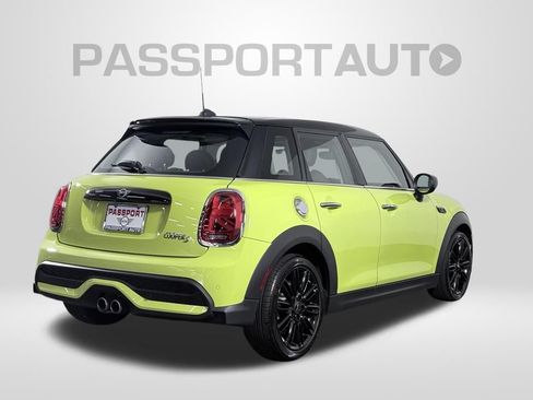 Used 2024 MINI Cooper S FWD image 8