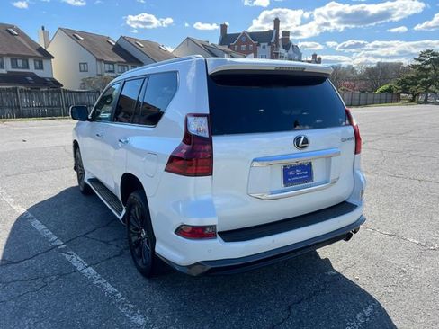 Used 2022 Lexus GX 460 Luxury w/ Sport Design Package AWD/4WD image 9