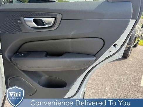 Certified 2024 Volvo XC60 B5 Core image 26