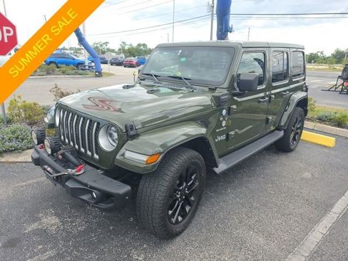 Used 2021 Jeep Wrangler Unlimited Sahara w/ Cold Weather Group AWD/4WD image 1