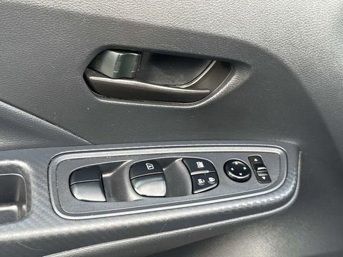 Used 2024 Nissan Versa S w/ S Plus Package FWD image 17