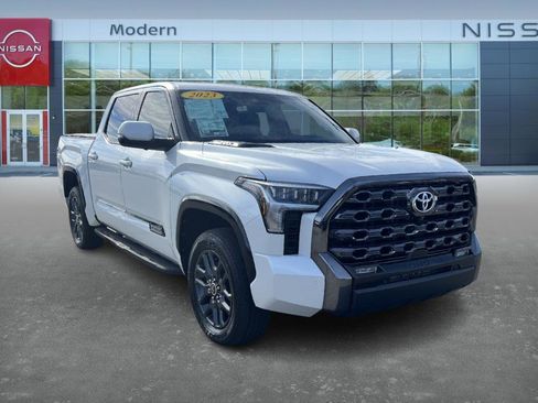 Used 2023 Toyota Tundra Platinum image 3