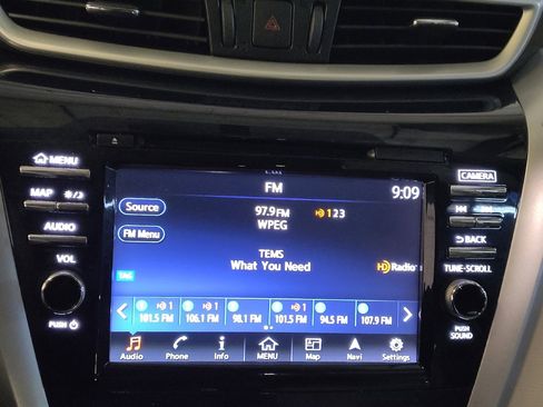 Used 2017 Nissan Murano SL w/ SL Technology Package FWD image 24
