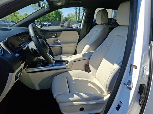 Used 2026 Mercedes-Benz GLA 250 4MATIC image 10