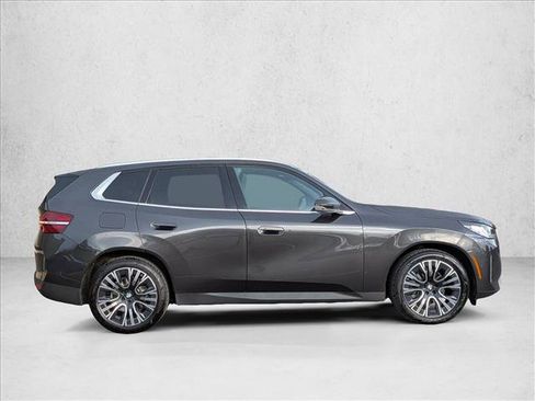 Used 2025 BMW X3 xDrive30i w/ Premium Package image 4