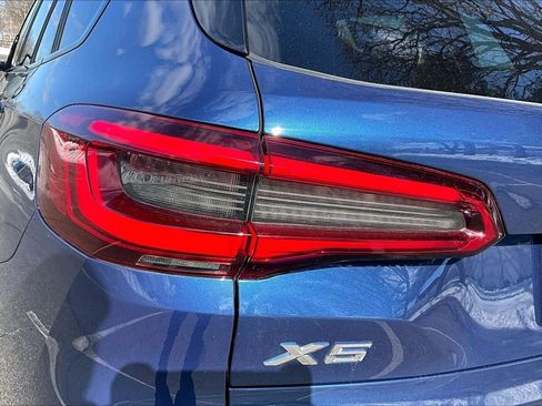 Used 2019 BMW X5 xDrive40i w/ M Sport Package image 23