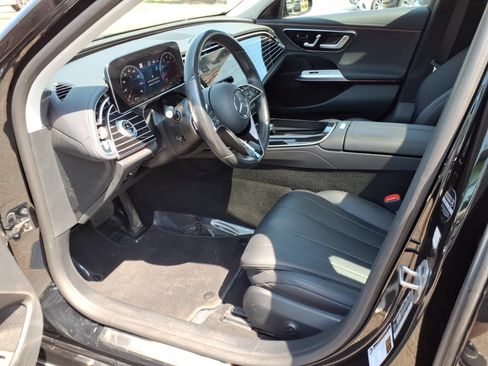 Certified 2025 Mercedes-Benz E 450 4MATIC Sedan image 11