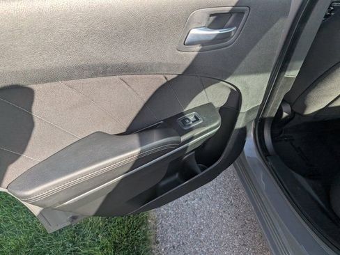 Used 2023 Dodge Charger SXT image 12