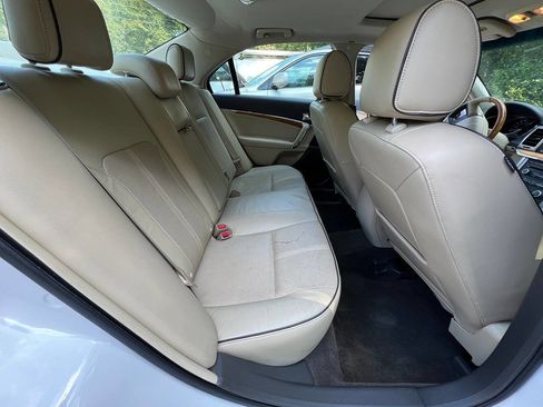 Used 2012 Lincoln MKZ image 16