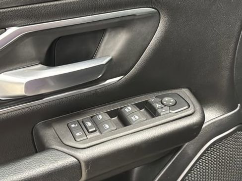 Used 2025 RAM 1500 Big Horn AWD/4WD image 19