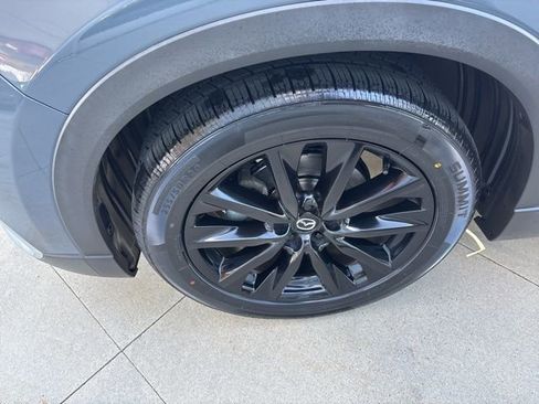 Used 2023 MAZDA CX-9 Carbon Edition AWD/4WD image 12