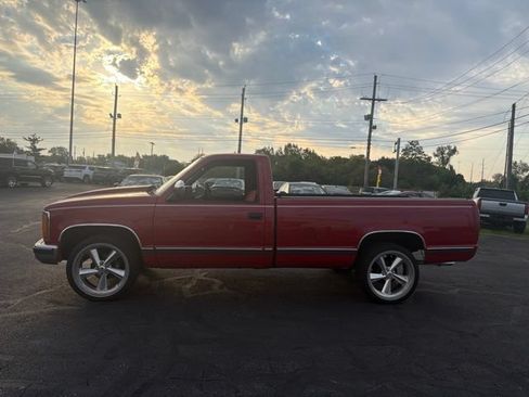 Used 1988 GMC Sierra 1500 2WD Regular Cab image 4