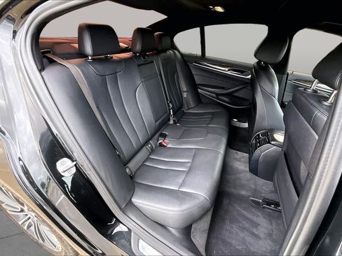 Used 2020 BMW 530i RWD image 20