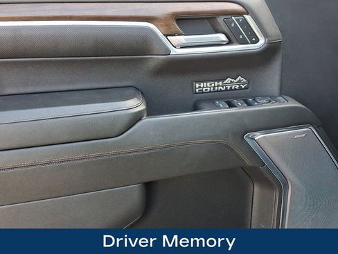 Used 2023 Chevrolet Silverado 1500 High Country w/ High Country Premium Package image 16