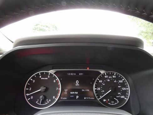 New 2025 Nissan Rogue SV image 32